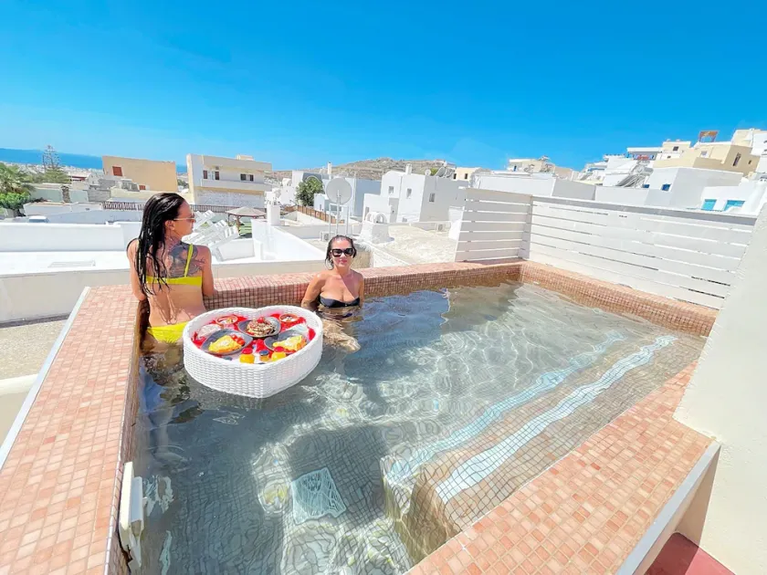 Luxury Villas Hariton – Private 1BR Villa with Rooftop Pool in Santorini - Image 1
