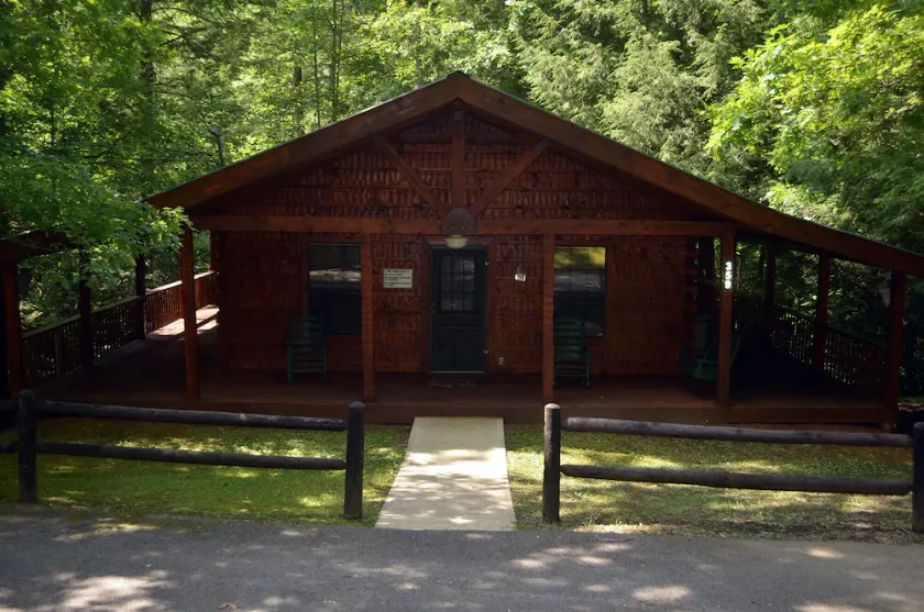  2 bedroom 1 bath cabin      - Image 1