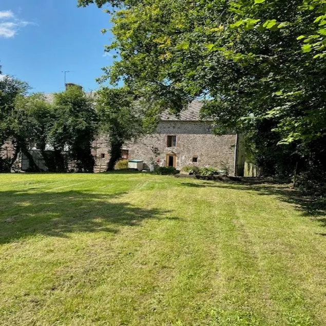 Set in the Normandy countryside, with many tourist attractions within 30 minutes - Image 1