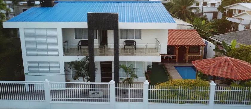 Apartamentos Martinez - Image 1