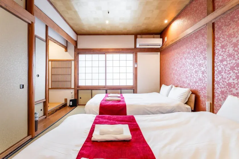 Nishi-Kujo Detached house/ NQ1 - Image 1