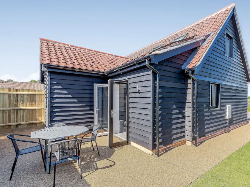 What a lovely bolt hole. - Image 1