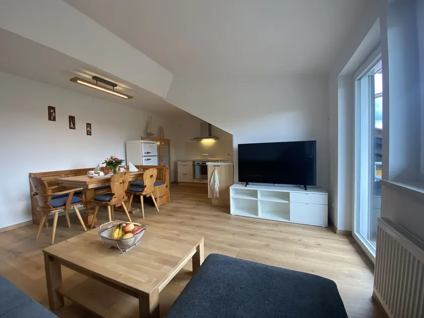 Idyllic apartment in the countryside with west-facing balcony, parking space (wallbox) and bicycle room. - Image 1