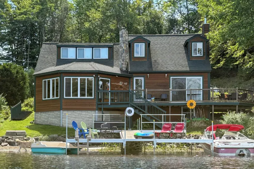 Dock & Views! Lakeside Family Escape in Wilton - Image 1