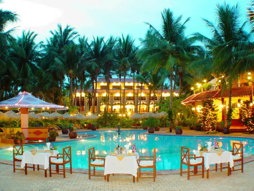 Vinh Suong Seaside - Image 1