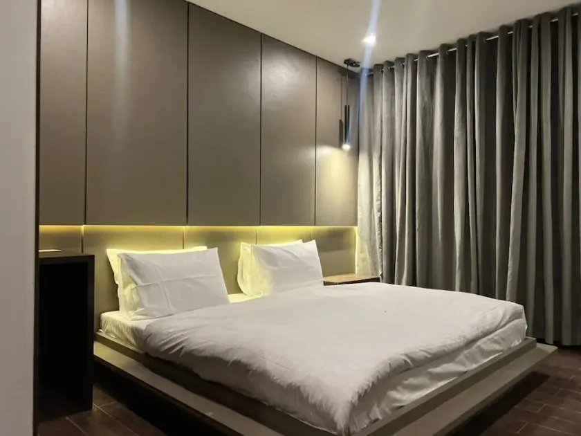 Luxor Apartments & Suites - Hyde Park - Image 1