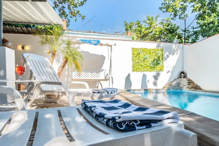 Hostal CasaBlanca - Image 1