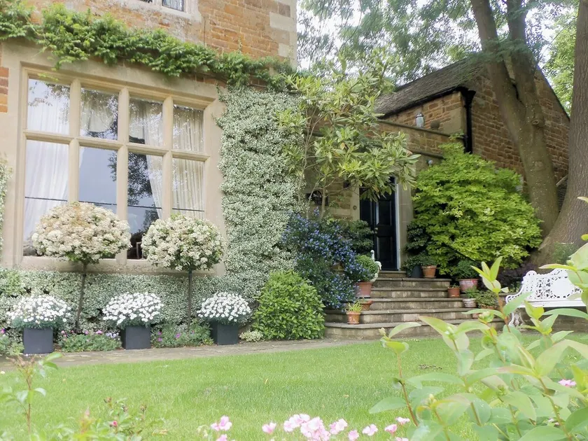 2 bedroom accommodation in Great Easton, near Market Harborough - Image 1