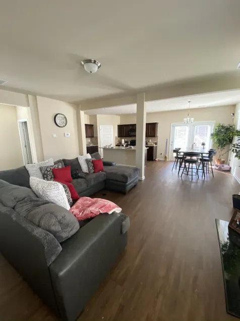Just like my home - Image 1