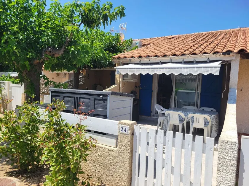 Maison de vacances, sejour cuisine climatisation, residence MAS DE LA PLAGE 1, terrasse Sud degagee 4 couchages Portiragnes LRMP77 - Image 1