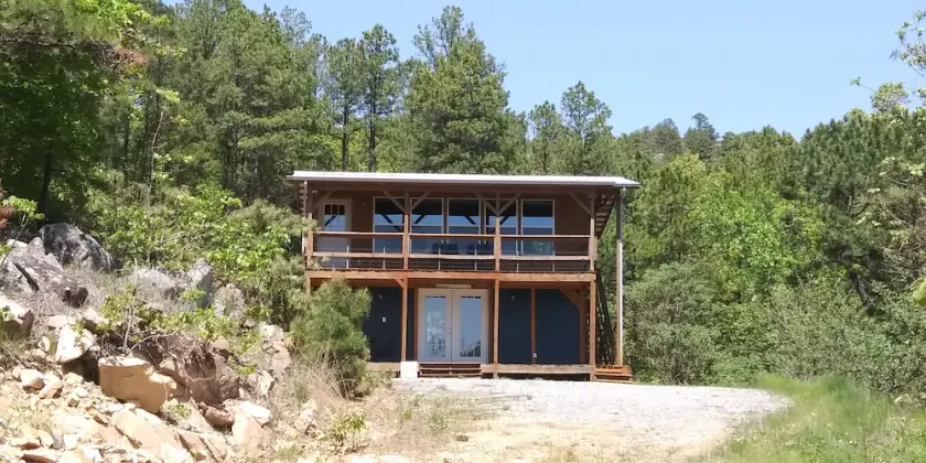 Get Away in your Truck or SUV to the Scenic and Secluded Whispering Pines Cabin - Image 1