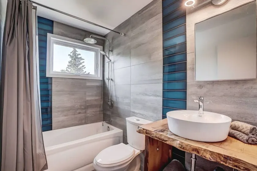 Cute town house in Gatineau - Image 1