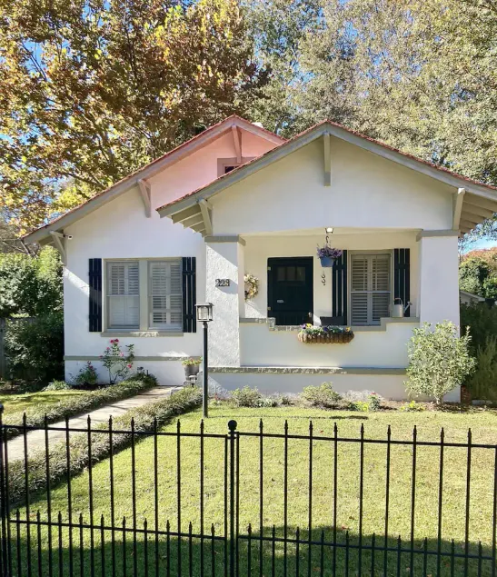 Charming downtown Aiken cottage close to restaurants and equestrian events! - Image 1