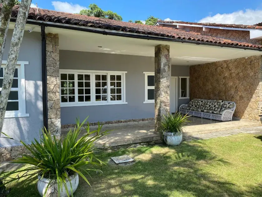 Spacious house in best condominium in Angra dos Reis - Image 1
