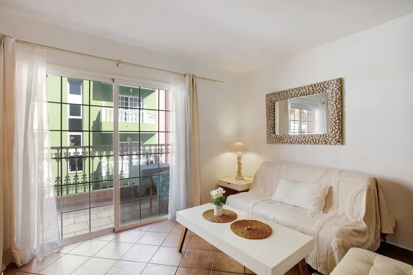 Vacation Home \"Casa Playa\" close to the Sea with Balcony & Wi-Fi - Image 1