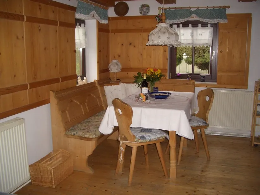 Listed Umgebindehaus, romantic half of the house - Image 1