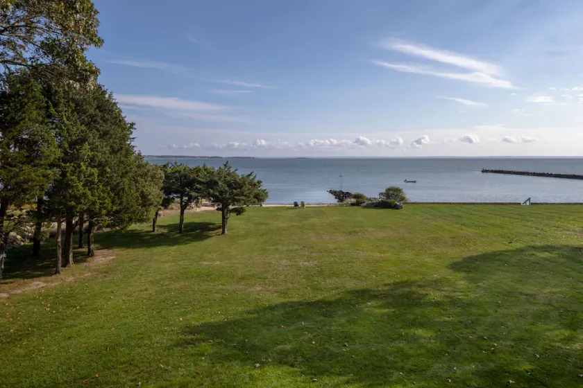 Paradise Water Front with a Private Beach! - Image 1