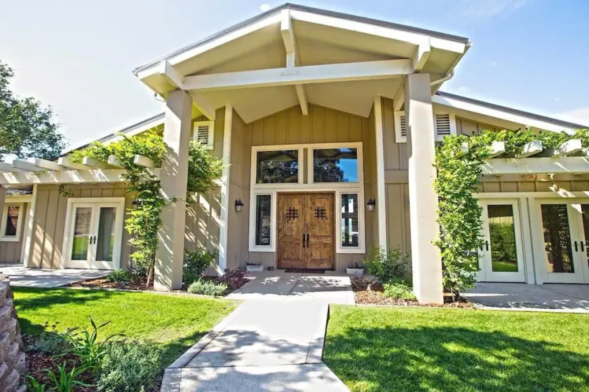 31 Day Gated Solvang Custom Craftsman Home w/ Pickleball, Pool, Spa & Bocce Ball - Image 1