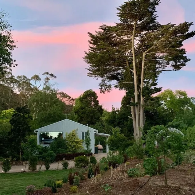 Willowglade Retreat and Gardens in Mount Macedon - Image 1