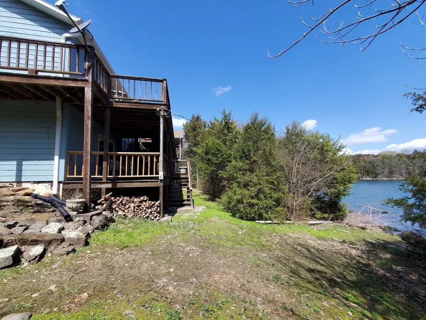 Owls Nest-Lakefront-Private Wooded Setting Sleeps 16 - Image 1