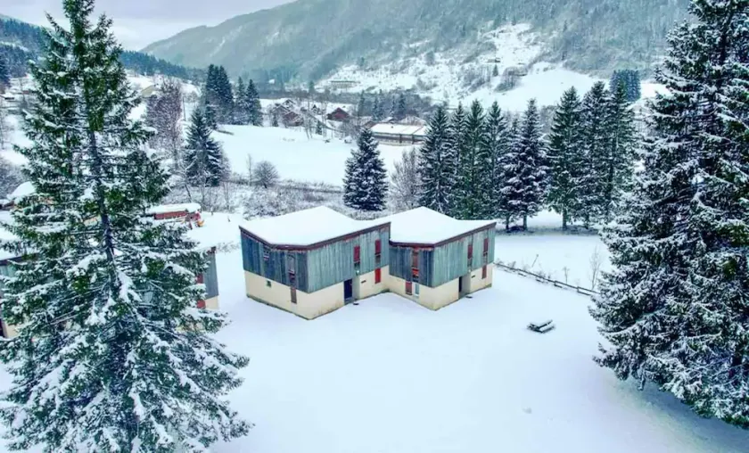 Mountain Flat With Pool in Lelex - Image 1
