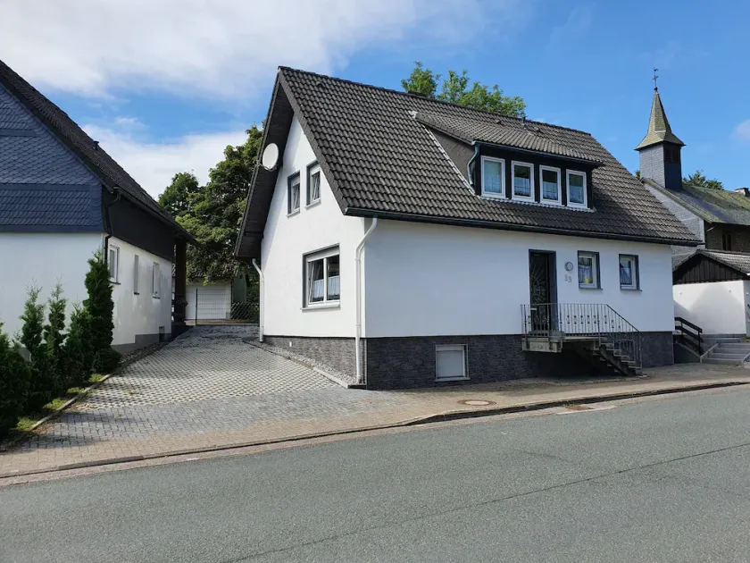 !NEW!  Holiday house Trudi, right on the Rothaarsteig, skiing, hiking or cycling - Image 1