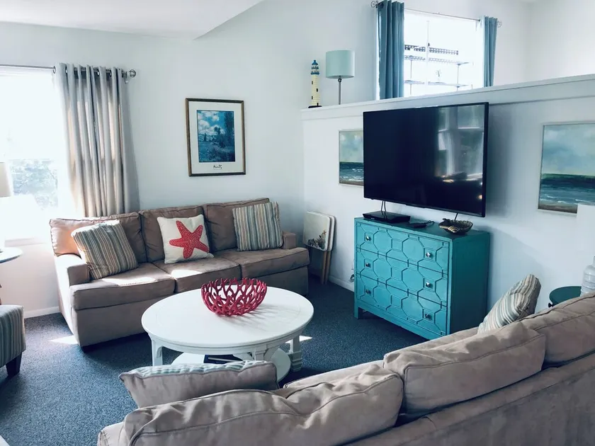 Fantastiske 3 bdrm, 2 bth Penthouse!  5 blokke fra fyrtårnet.  Åbent juni og efterår - Image 1