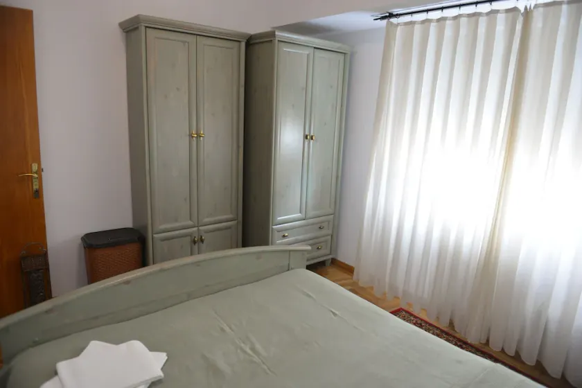 Victoriei 7 - 2 bedroom apartment downtown - Image 1