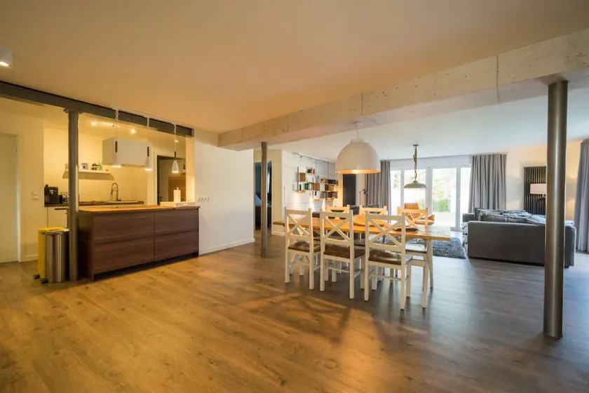 Loft apartment for 6 persons. Sauna, pool, terrace. Garden. - Image 1