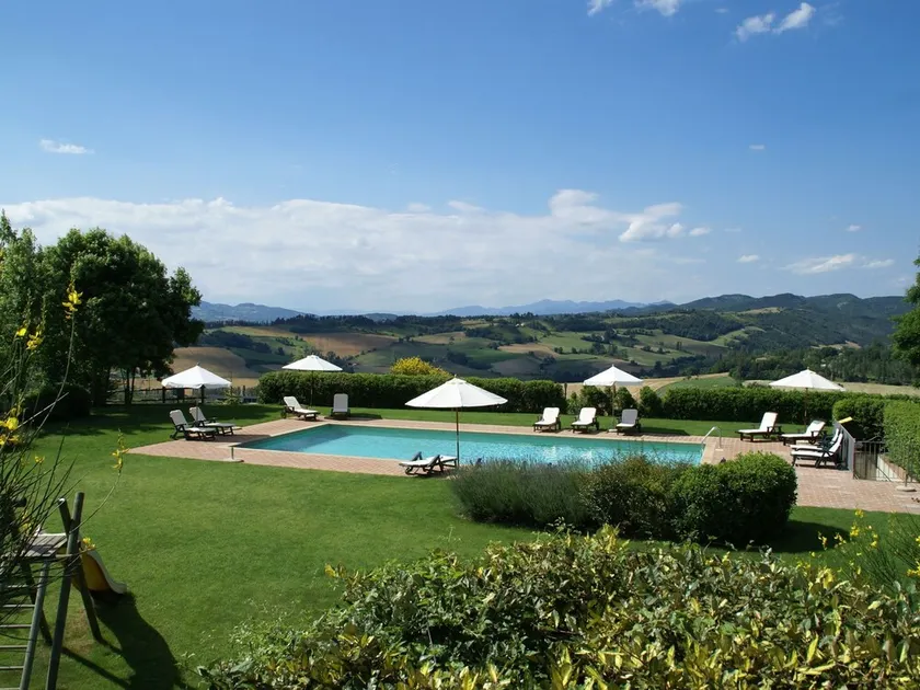 Holiday Home in Montone with Pool  Garden - Image 1