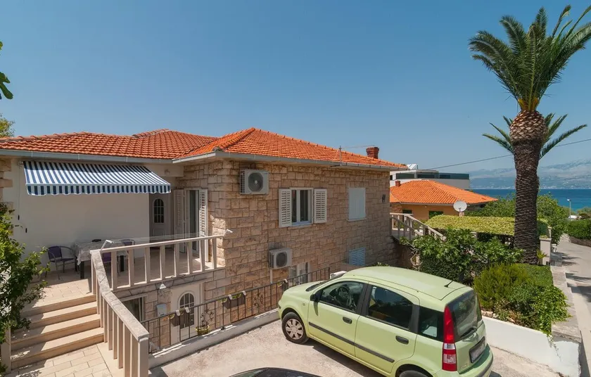 2 bedroom beautiful apartment in Supetar - Image 1