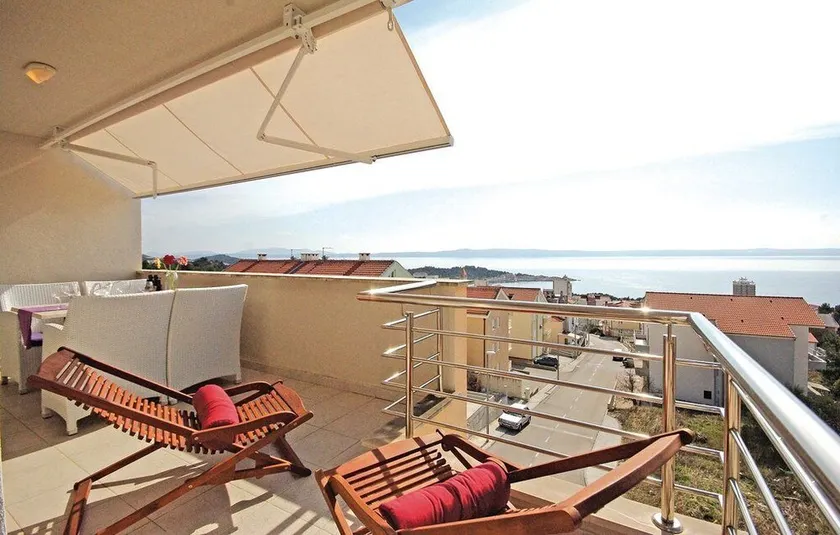 Apartment Orange - Image 1