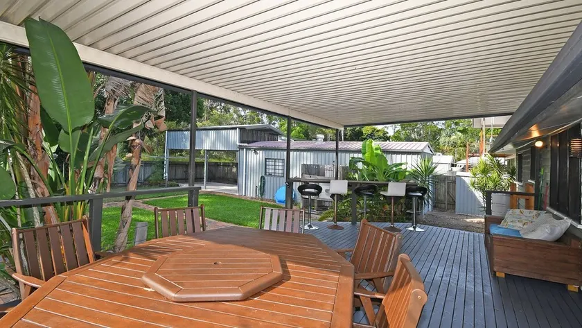 Crab Shack on Moreton - Image 1