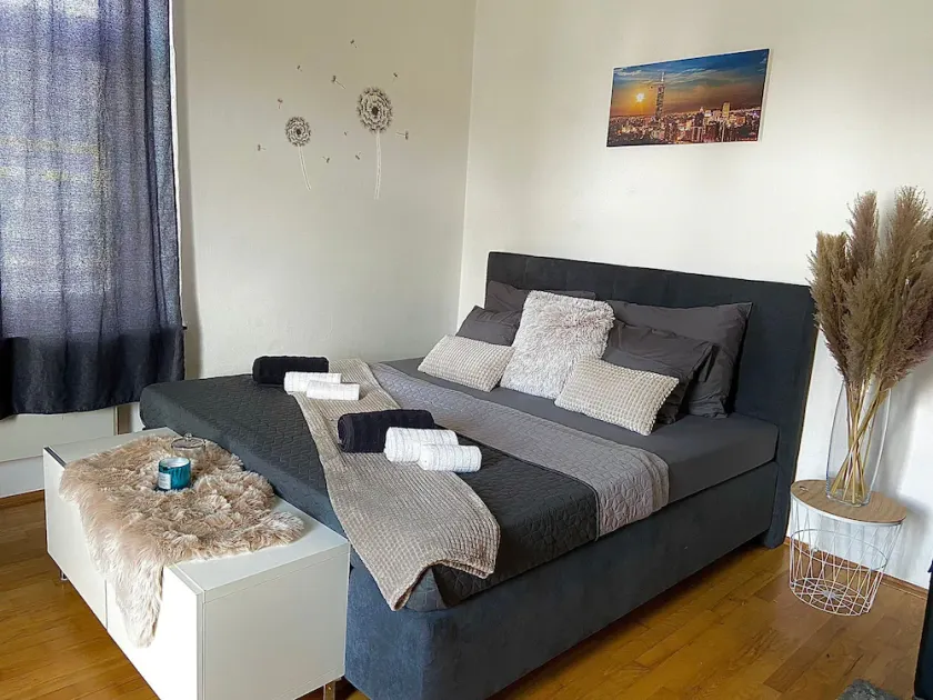 City Apartment - Image 1