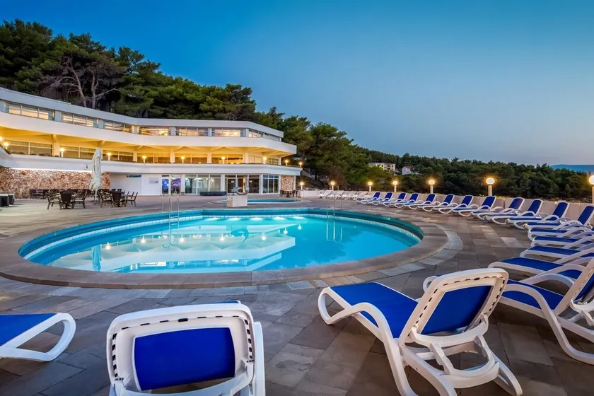 Elegant resortophold for 4 personer i Jelsa - Image 1