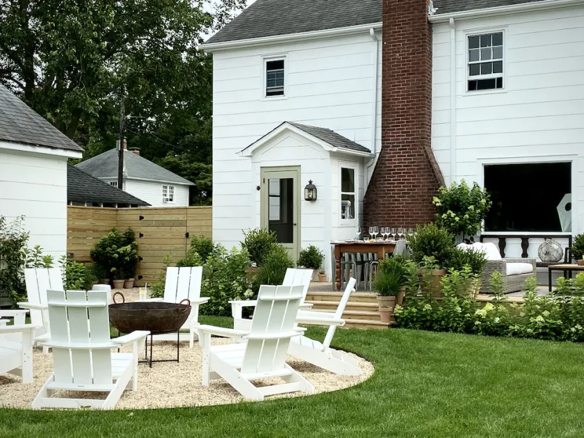 Picture Perfect Greenport Cottage - Image 1