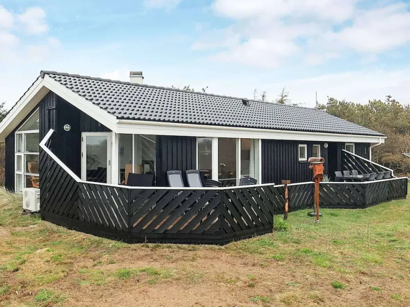 Luxury Retreat near Beach By Traum Ferienwohnungen - Image 1
