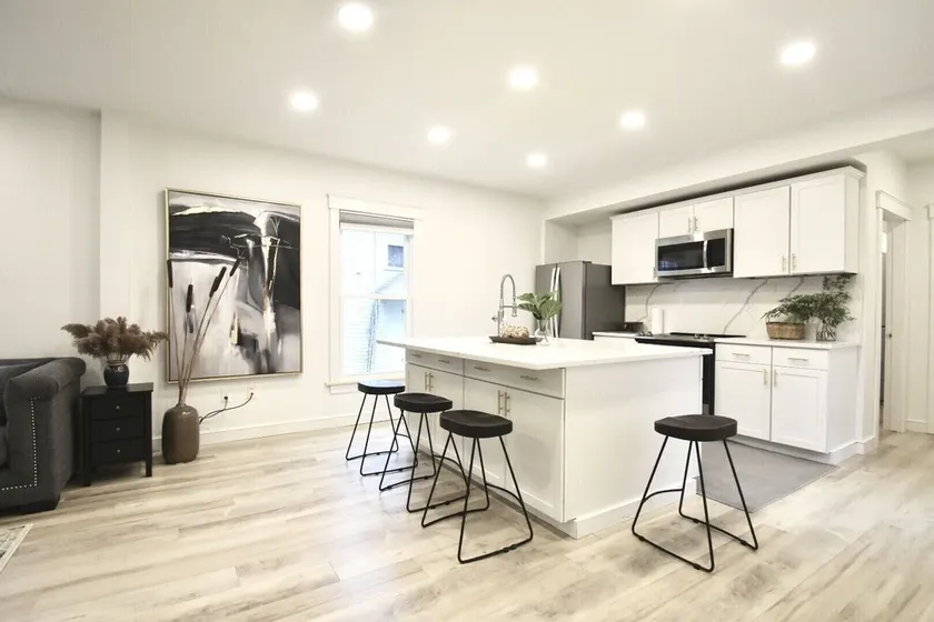 Brand New Downtown 2BR on Noble Next to Bowdoin(Safe&Sound) - Image 1