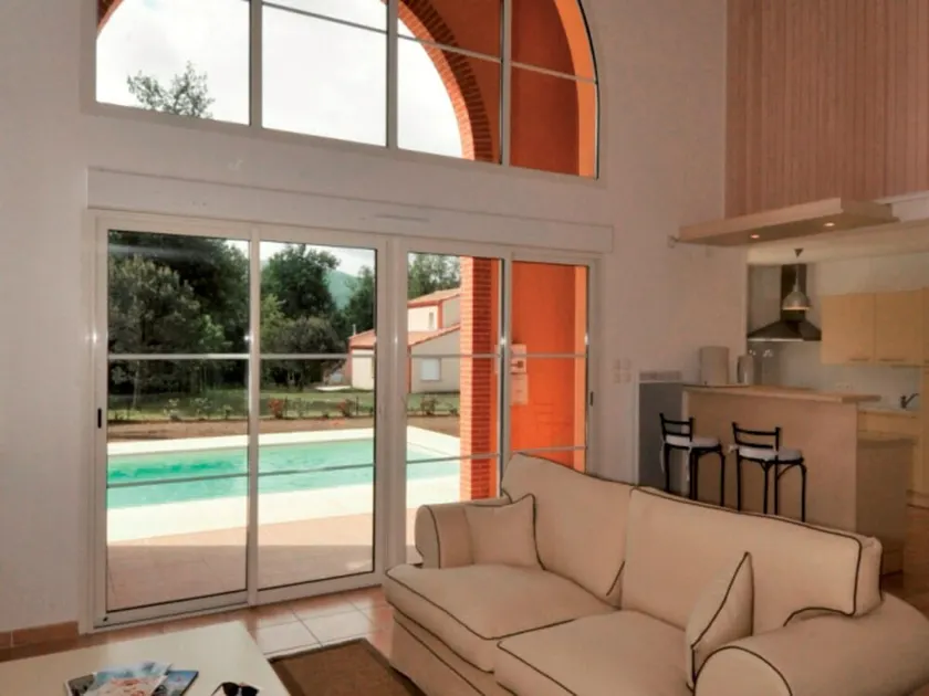 Golf-Side Sanctuary in Mazamet - Image 1