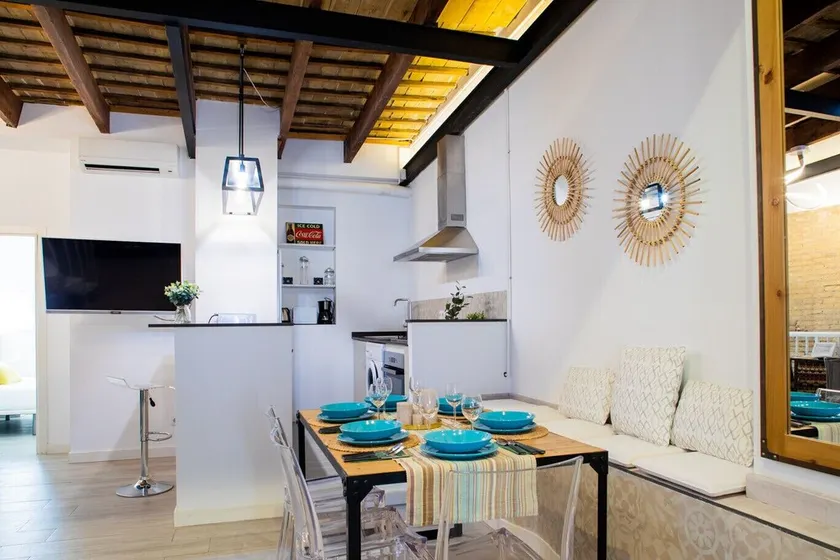 El Cabanyal Petit Penthouse by Florit Flats - Image 1