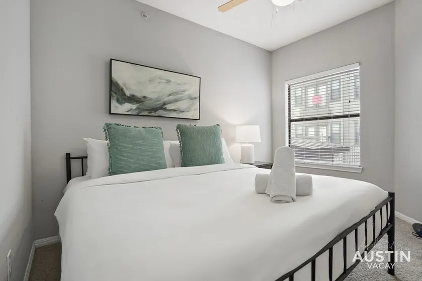 West Campus Accommodations Pool and King Bedrooms - Image 1
