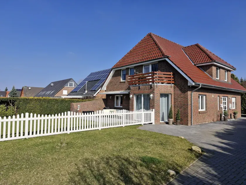 Rural, by the North Sea, family-friendly, sauna and whirlpool! - Image 1
