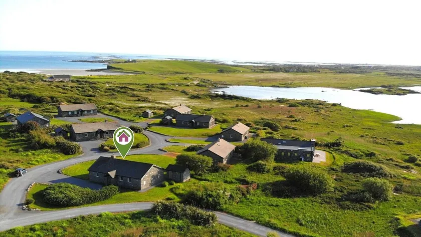 Murlach Moorings Ballyconneely - ospita 6 persone in 3 camere da letto - Image 1
