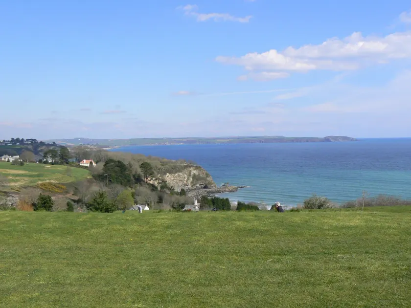 2 lit Cornish chalet avec vue panoramique sur la baie de St Austell. Golf sur le seuil. - Image 1