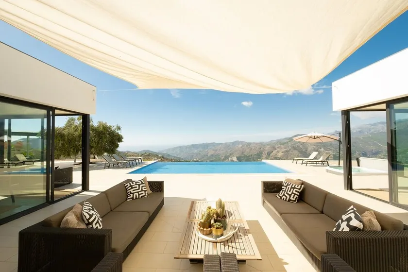 Hill house Spain -villa casa blanca with Sea & Mountain View, Pool and Jacuzzi - Image 1