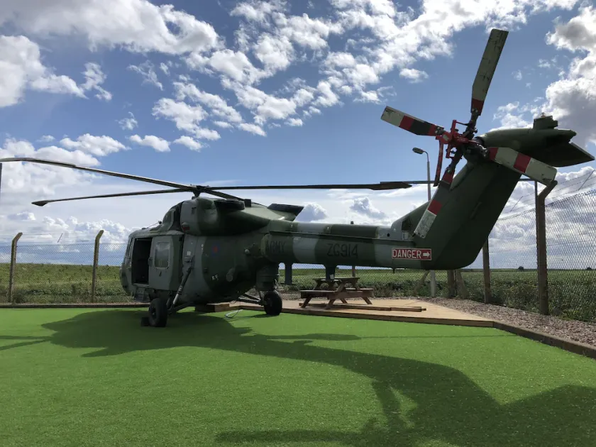 Glamping pod helicopter - Image 1