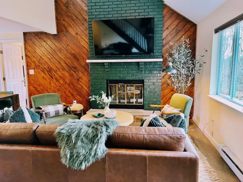 [GEM] Daily Deer Visits - Pets Friendly - Hot tub - Heated Indoor Pool - A/Cs - Image 1