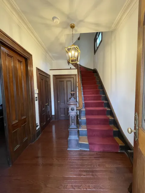 Gorgeous 4+ br 3.5 ba Harvard mansion: Cambridge Cosmopolitan - Image 1