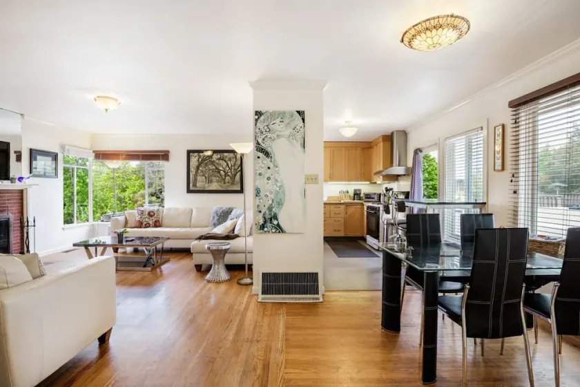 2 Bedroom Condo Only 1 Block to UCB - Image 1