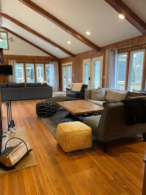 In Union Pier! The Keeley Ranch by the beach: 5-bedrooms+jacuzzi+yard+parking - Image 1